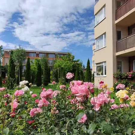 Ferienunterkunft Strandnaehe Mit Pools Апартамент *