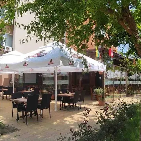 Ferienunterkunft Strandnaehe Mit Pools * Слънчев бряг