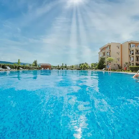Ferienunterkunft Strandnaehe Mit Pools Апартамент *
