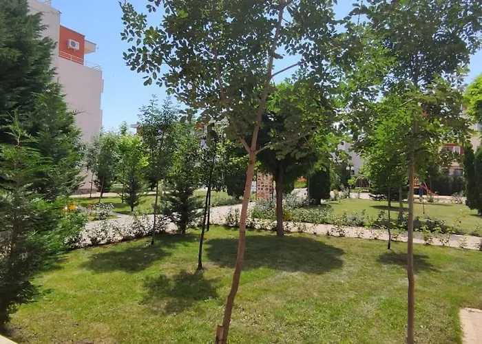 Ferienunterkunft Strandnaehe Mit Pools * Слънчев бряг