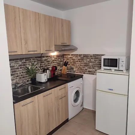 Ferienunterkunft Strandnaehe Mit Pools * Sunny Beach